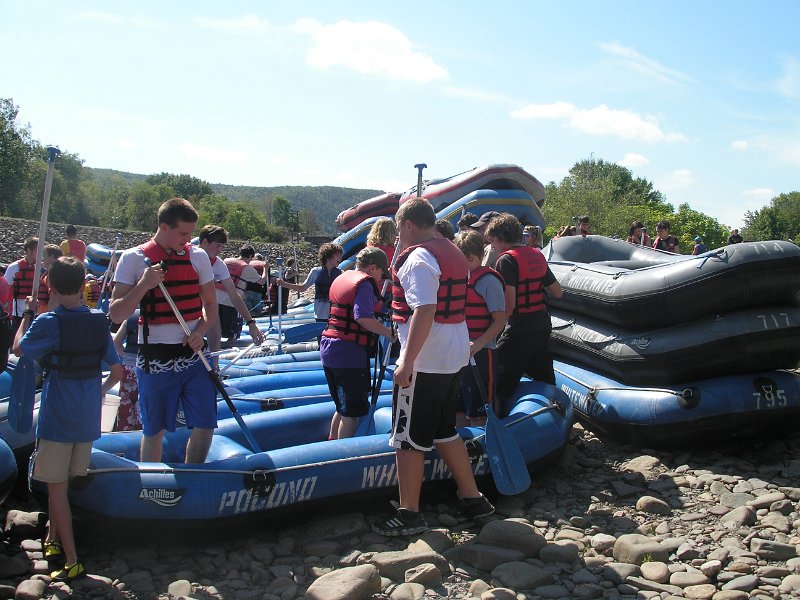 Whitewater rafting - golf trip 2008 043.jpg